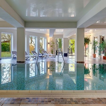 Ostseeresidenz Gorki- Park - 05 Mit Wellness Und Schwimmbad ゼーバート・ヘリングスドルフ エクステリア 写真